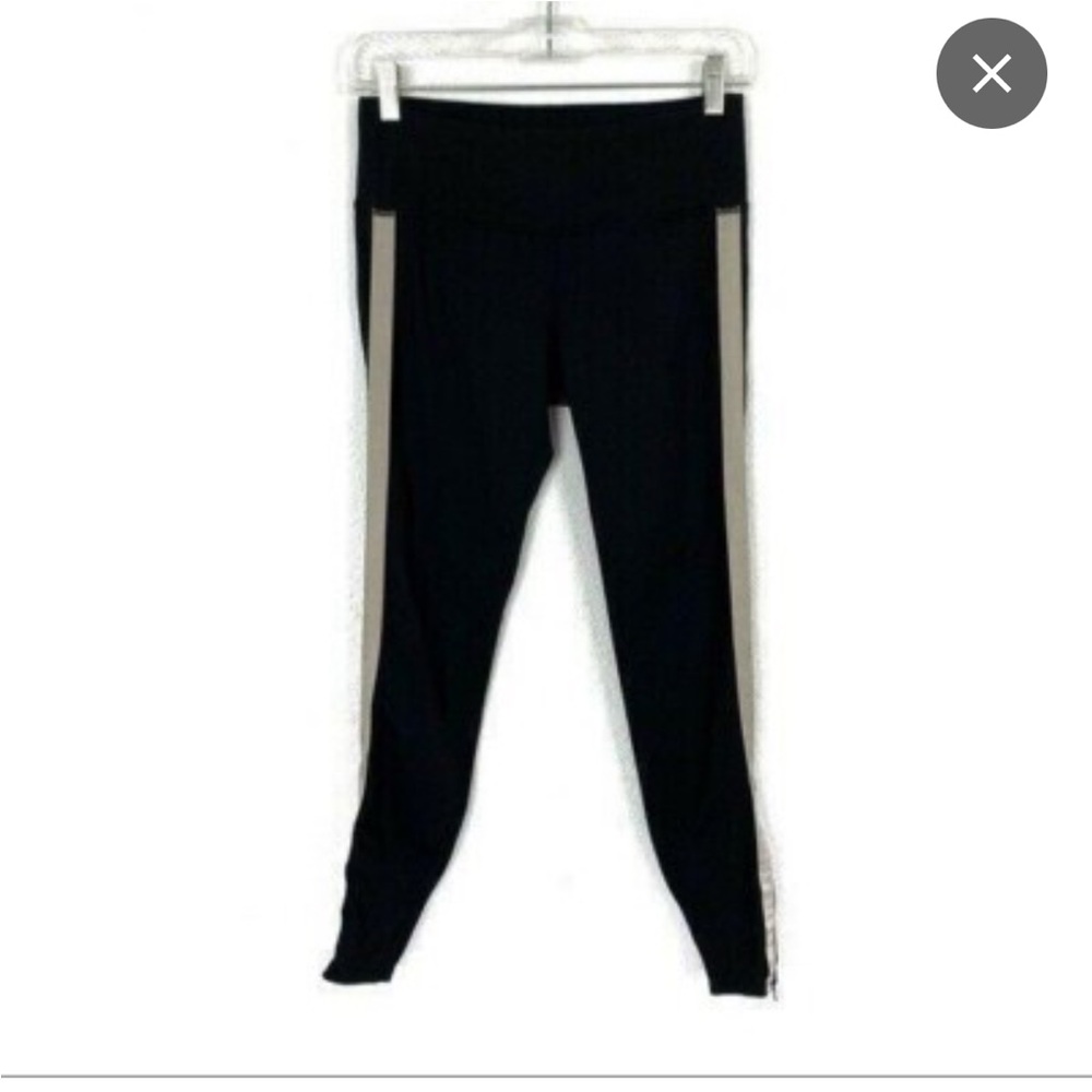 3 for $20 Athleta Black and White Athletic Leggings Size Medium